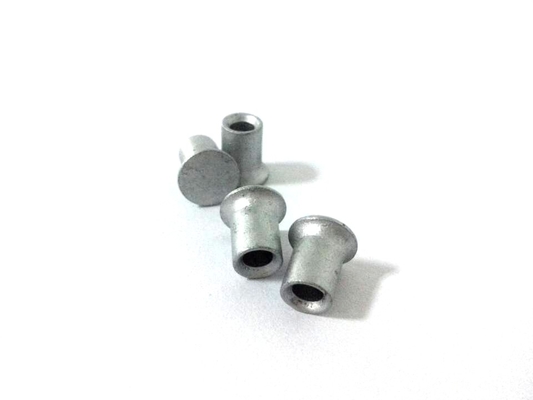 5.3x7mm 5.3x8mm 5.3x4mm를 닦는 고강도 각자 관통하는 리베트